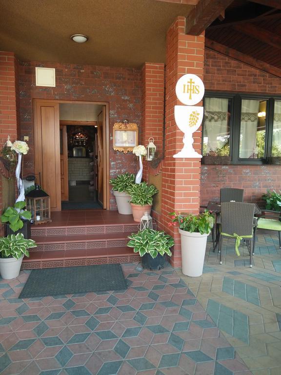 Hotel Rypsowka Nowy Sącz Exterior foto