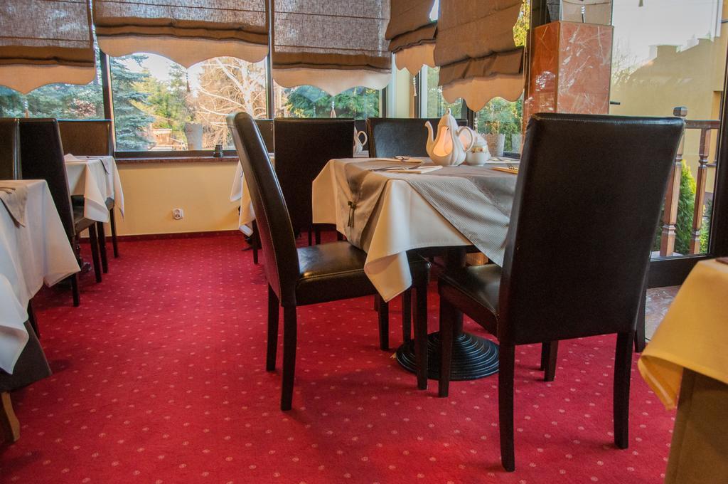 Hotel Rypsowka Nowy Sącz Exterior foto